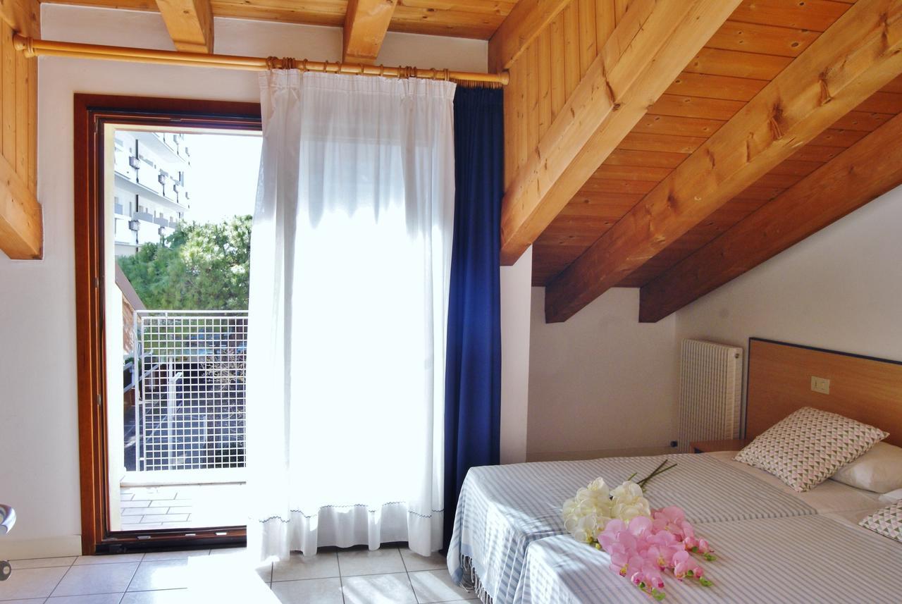 Appartamenti Villa Paola-Pochi Passi Dal Mare-Zona Piazza Aurora-Lido Di Jesolo Exterior foto
